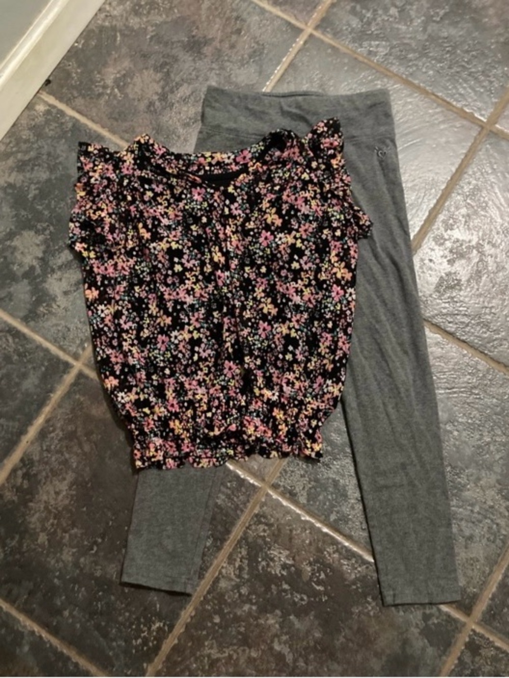Justice Black Floral Smocked Top with Gray Leggings Girls Size 10